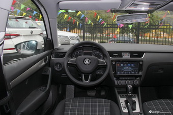 2018款明锐1.2T TSI230 DSG舒适版 