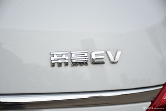 2016款吉利帝豪EV三厢精英型 白色