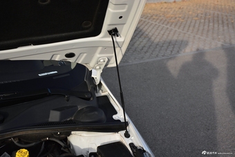 2017款宝骏310W 1.5L手动豪华型