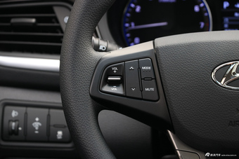 2017款名图1.6T自动智能型GLS