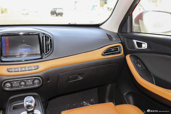 2016款 瑞虎7 1.5T 手动电商版