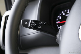 2018款现代ix35 2.0L自动两驱智勇·畅享版