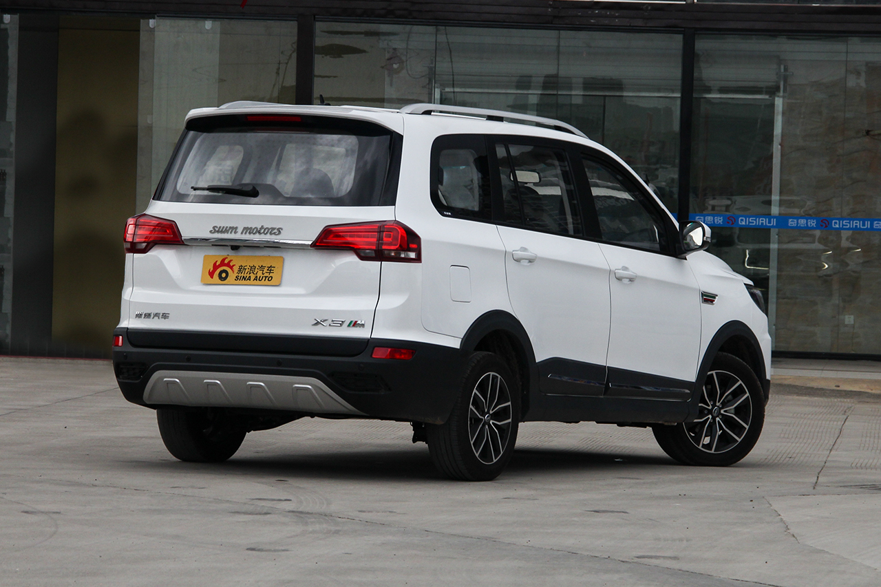 2018款斯威X3 1.5L手动风尚型