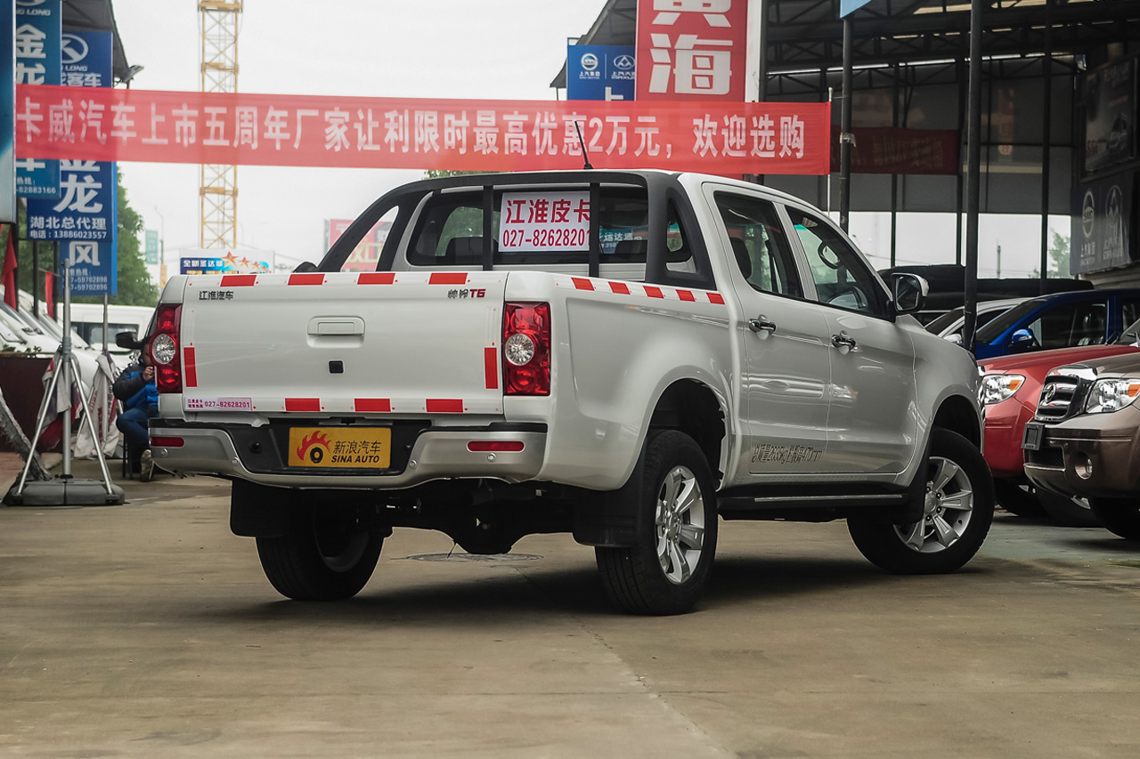 2015款帅铃T6 2.0L手动汽油旗舰型HFC4GA3-3D