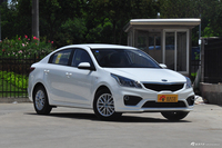 2017款起亚K2 1.4L手动GLS三厢