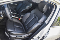 2016款科雷嘉2.0L自动两驱豪华版