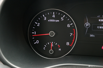 2017款起亚KX5 1.6T自动两驱15周年特别版DLX