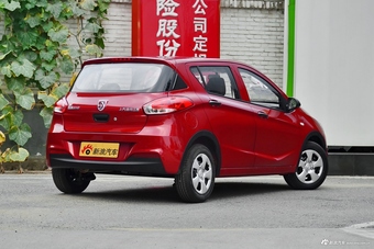 2016款宝骏310 1.2L手动超值型