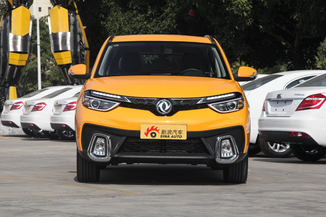 2017款风神AX4 1.6L手动潮尚型