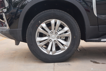 2017上汽大通D90 2.0T自动两驱水星