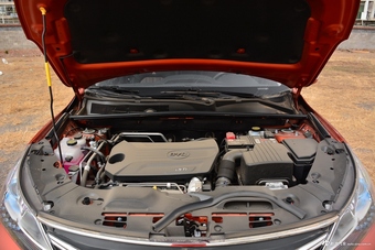 2018款比亚迪宋1.5TID自动智联尊荣型