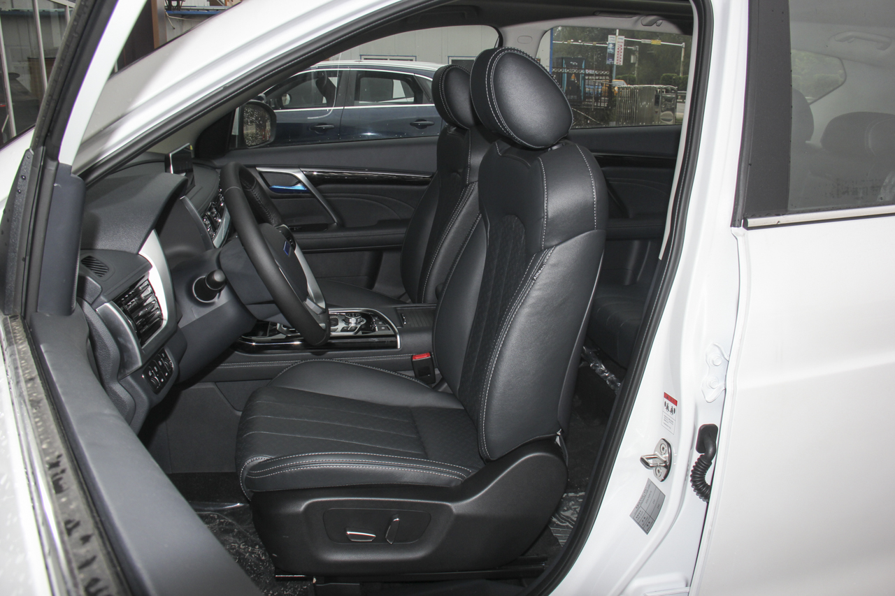 2018款君马SEEK 5（赛克5）1.5T自动领耀版