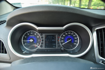 2016款风神AX3 1.5L手动致酷型