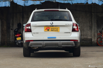 2018款明锐旅行版1.2T TSI230 DSG豪华版