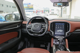 2018款中华V6 1.5T自动豪华型