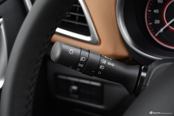 2017款金杯F50宜商系列1.6L手动豪华型