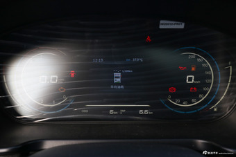 2018款风光S370 1.5L手动豪华型7座