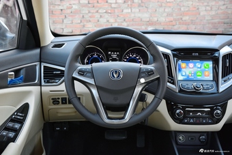 2018款逸动EV300 尊享型