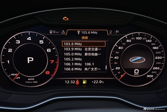 2018款奥迪Q5L 2.0T自动45 TFSI尊享运动型