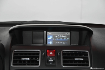 2017款斯巴鲁XV 2.0L自动豪华版