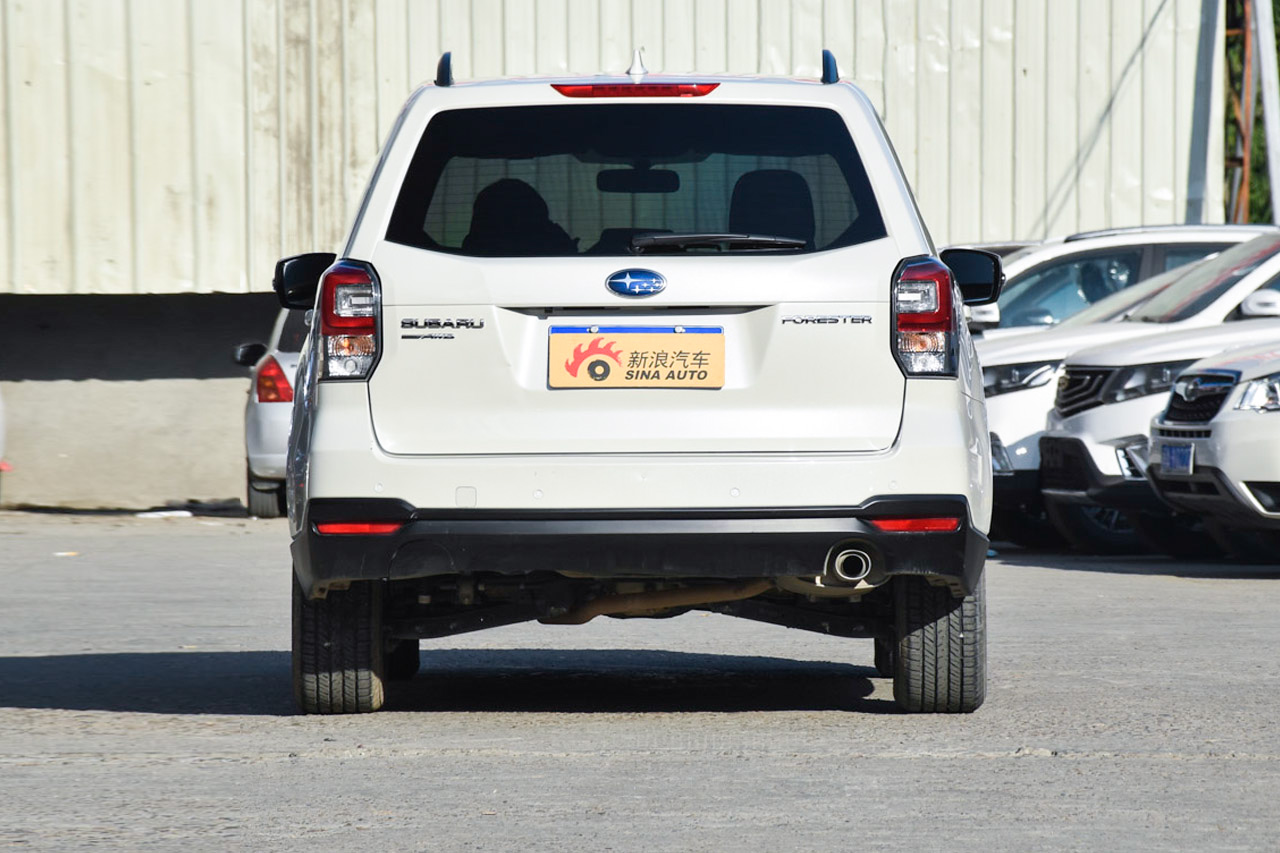 2016款森林人2.0L自动豪华导航版