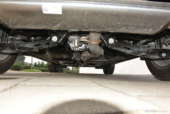 2018款探界者2.0T自动四驱捍界版550T