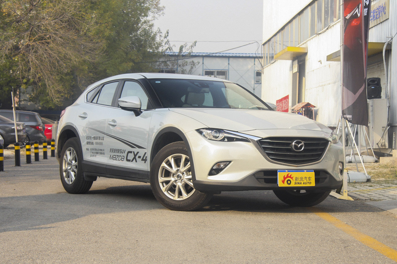 2016款马自达CX-4 2.0L自动两驱蓝天领先版