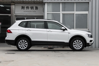 2017款途观L 1.8T自动两驱风尚版330TSI