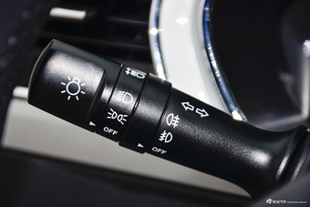 2016款瑞风S2 1.5L手动豪华智能型双色版