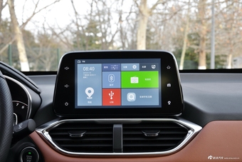 2018款宝骏510 1.5L自动周年特别版