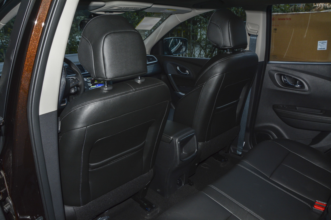 2017款科雷嘉2.0L自动豪华版