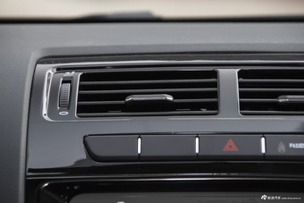 2016款 野马汽车 T70  1.8L 手动精英款 波尔多红