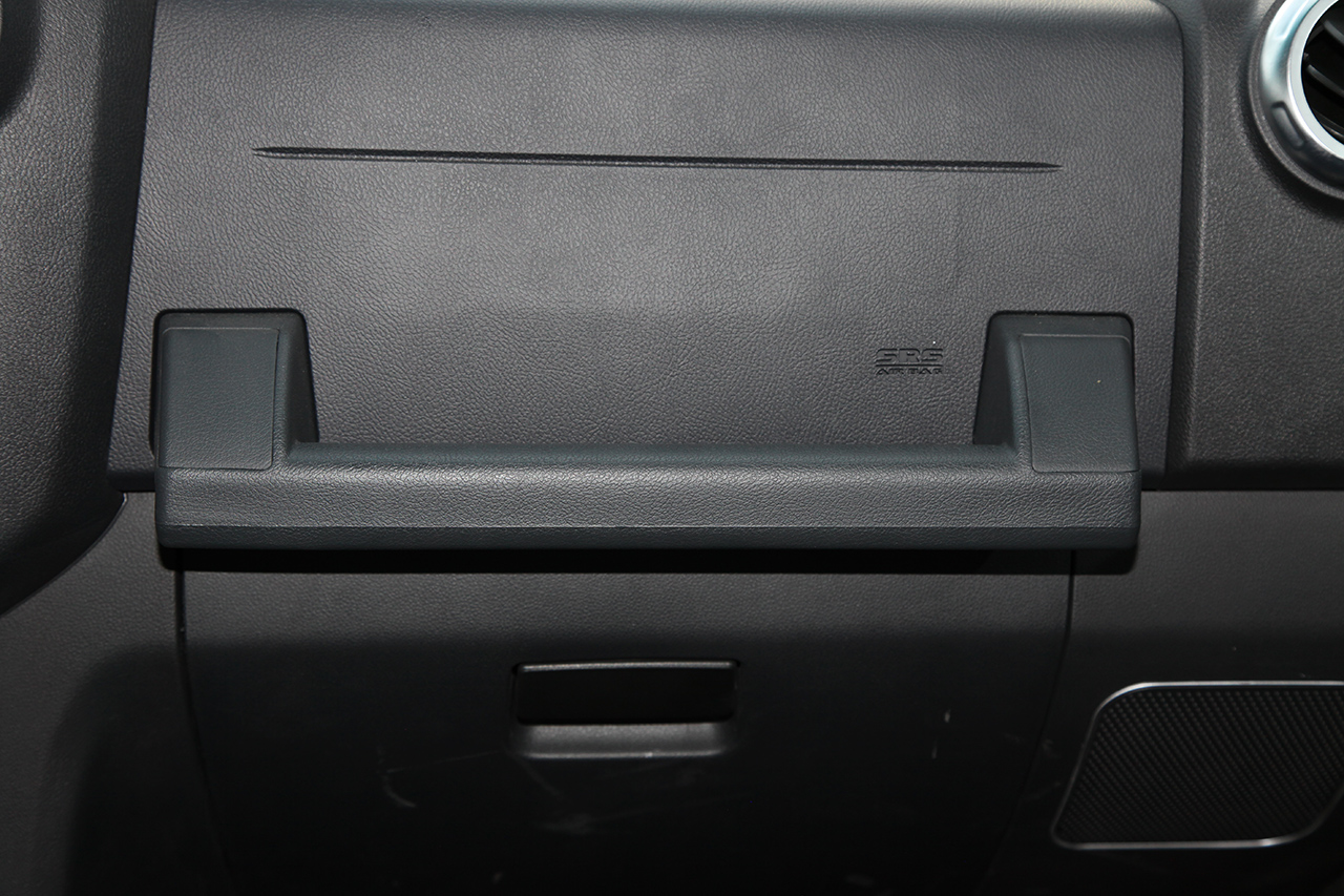 2016款北京BJ40L 2.3T自动四驱尊享版