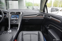 2017款蒙迪欧2.0L自动 HEV 智尊旗舰型