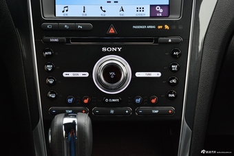 2018款探险者2.3T自动精英版