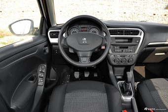 2016款标致301 1.6L手动舒适版 