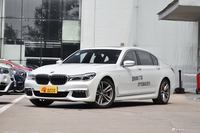 2018款宝马7系730Li 2.0T自动尊享型M运动套装