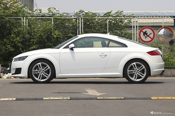2017款奥迪TT Coupe 2.0T自动45TFSI quattro