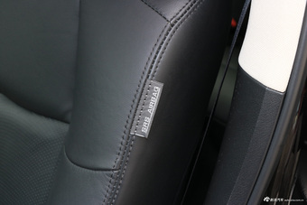 2017款英菲尼迪Q70L 2.5L自动豪华版