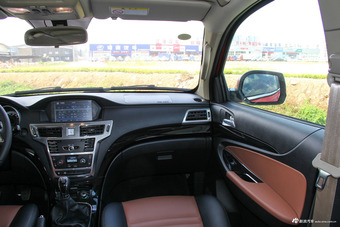 2017款揽福1.9T手动柴油两驱旗舰版7座