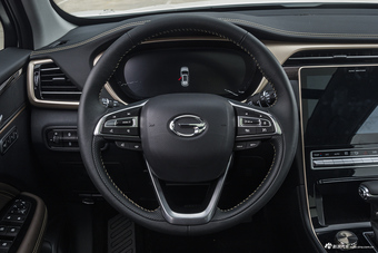 2019款传祺GS5 1.5T自动尊贵版270T