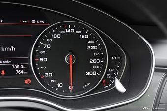 2017款奥迪A6 1.8T自动Avant时尚型