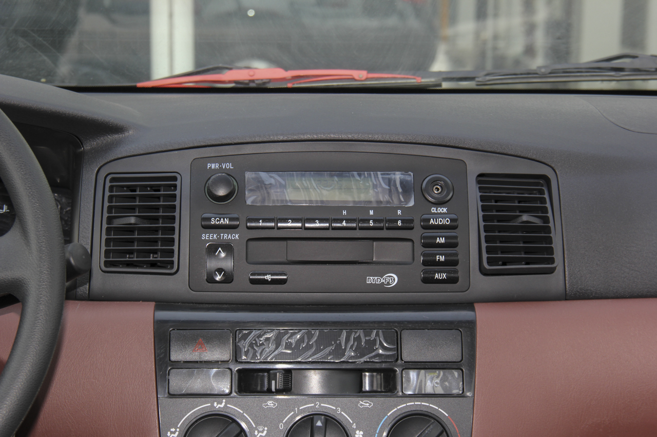 2018款比亚迪F3 1.5L手动经典型