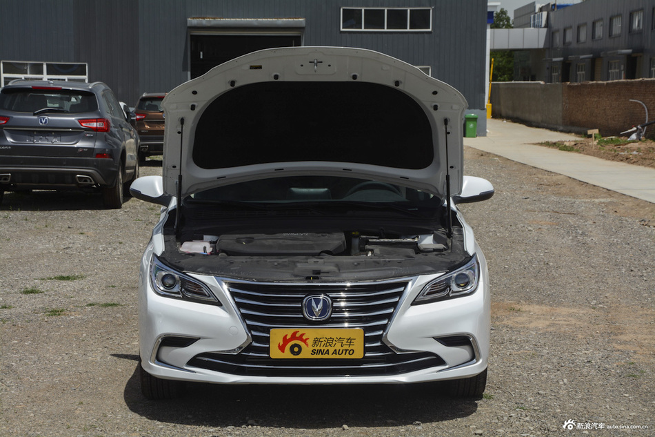 2018款睿骋CC1.5T手动典雅型