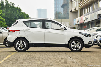 2015款骏派D60 1.5L手动技术型