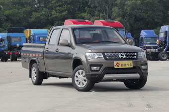 2016款神骐F30 1.5L手动舒适版长轴