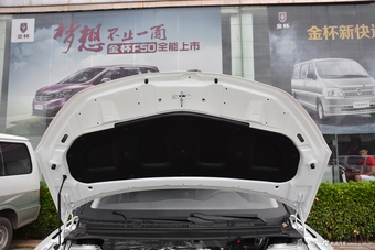 2017款中华V3 1.5L手动智能型