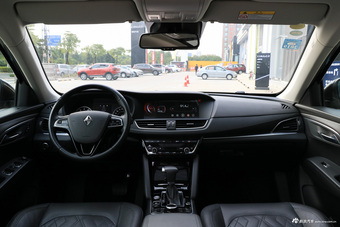 2018款宝沃BX7 2.0T自动28T四驱旗舰型7座图片