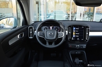 2019款沃尔沃XC40 2.0T四驱子夜亚马逊蓝T4