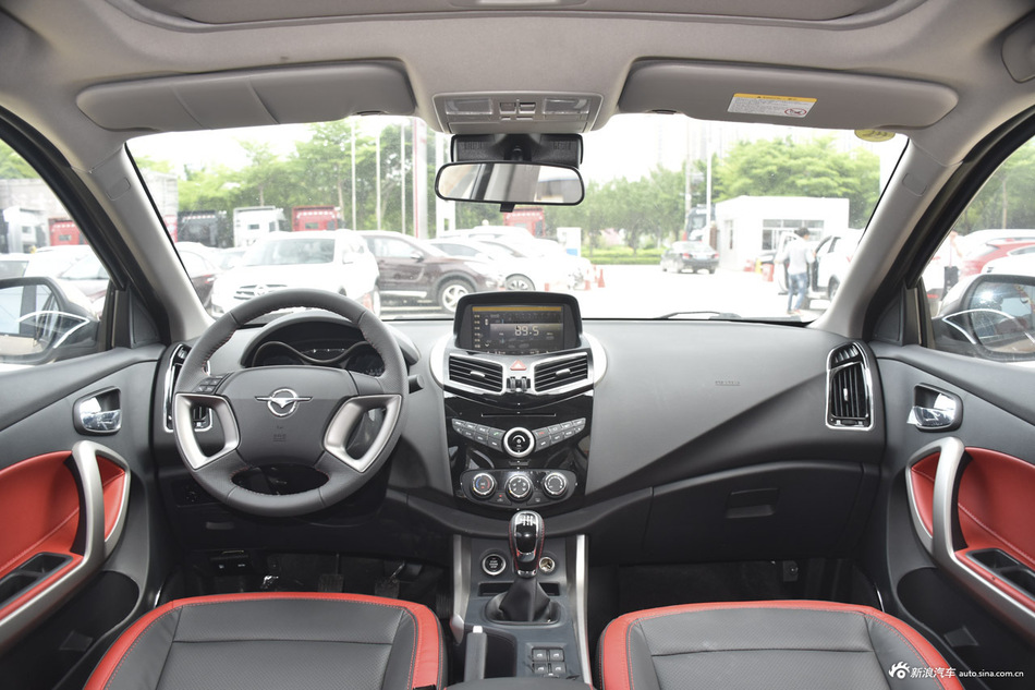 2017款海马S5强动力版1.5T手动尊贵型